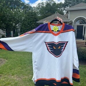 Signed Vintage Washington Phantoms Bauer Hockey Jersey.
